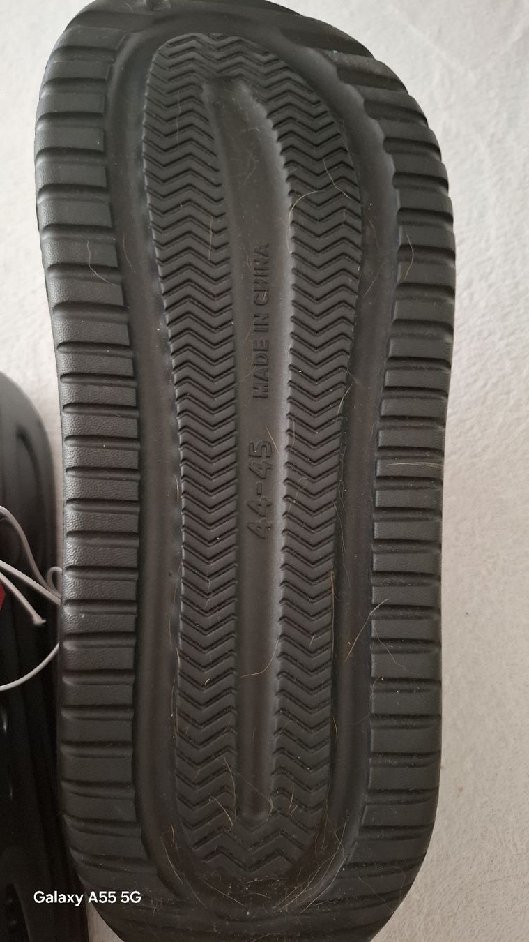 Chaussures hommes: Neue schwarze Clogs, Größe 44-45 – Neuf avec emballage d'origine à Sirnach par donatogalella81 4