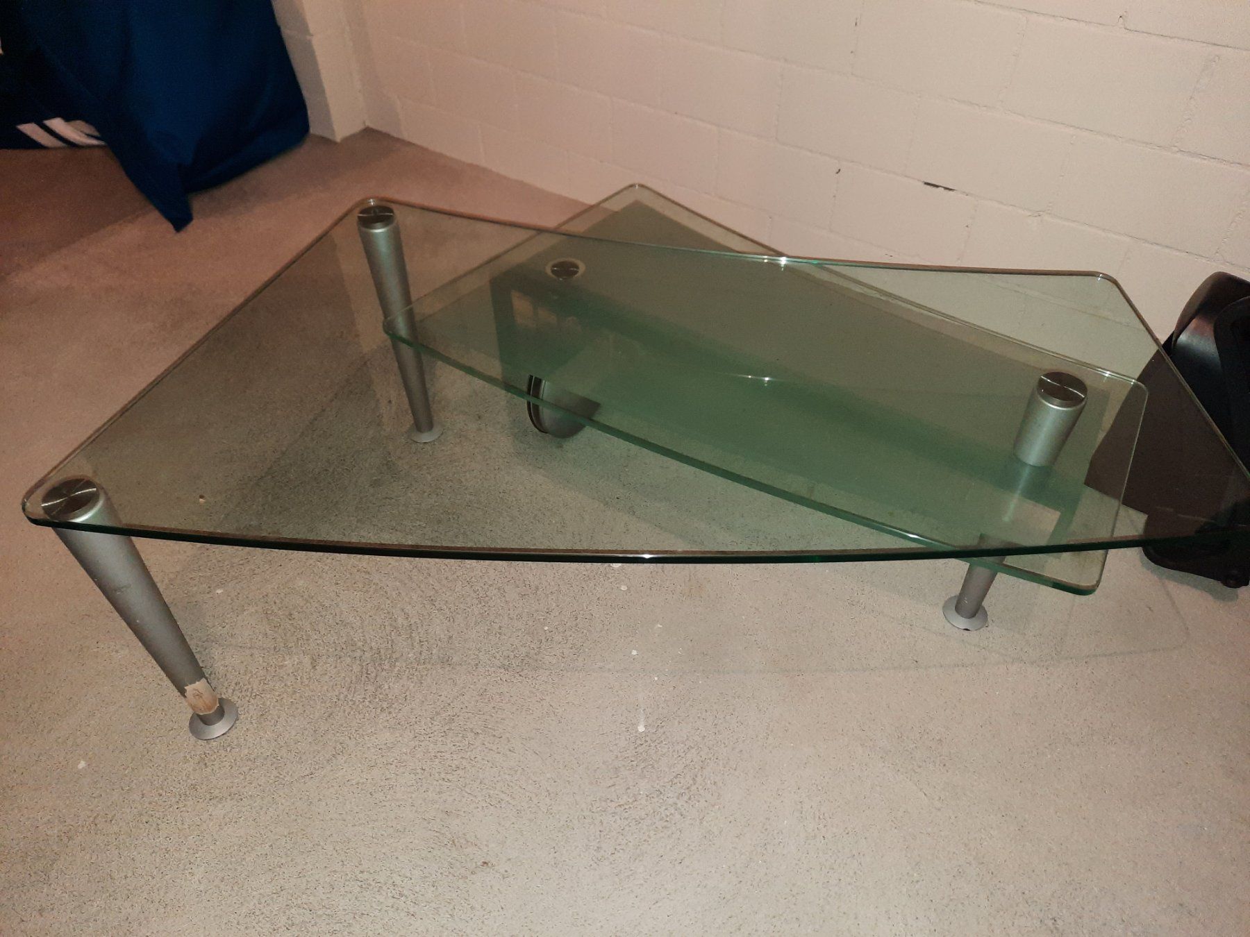 Pfister Tavoli: Salontisch Glas – Usato da Neuenkirch venduto da Reisecaravan 1