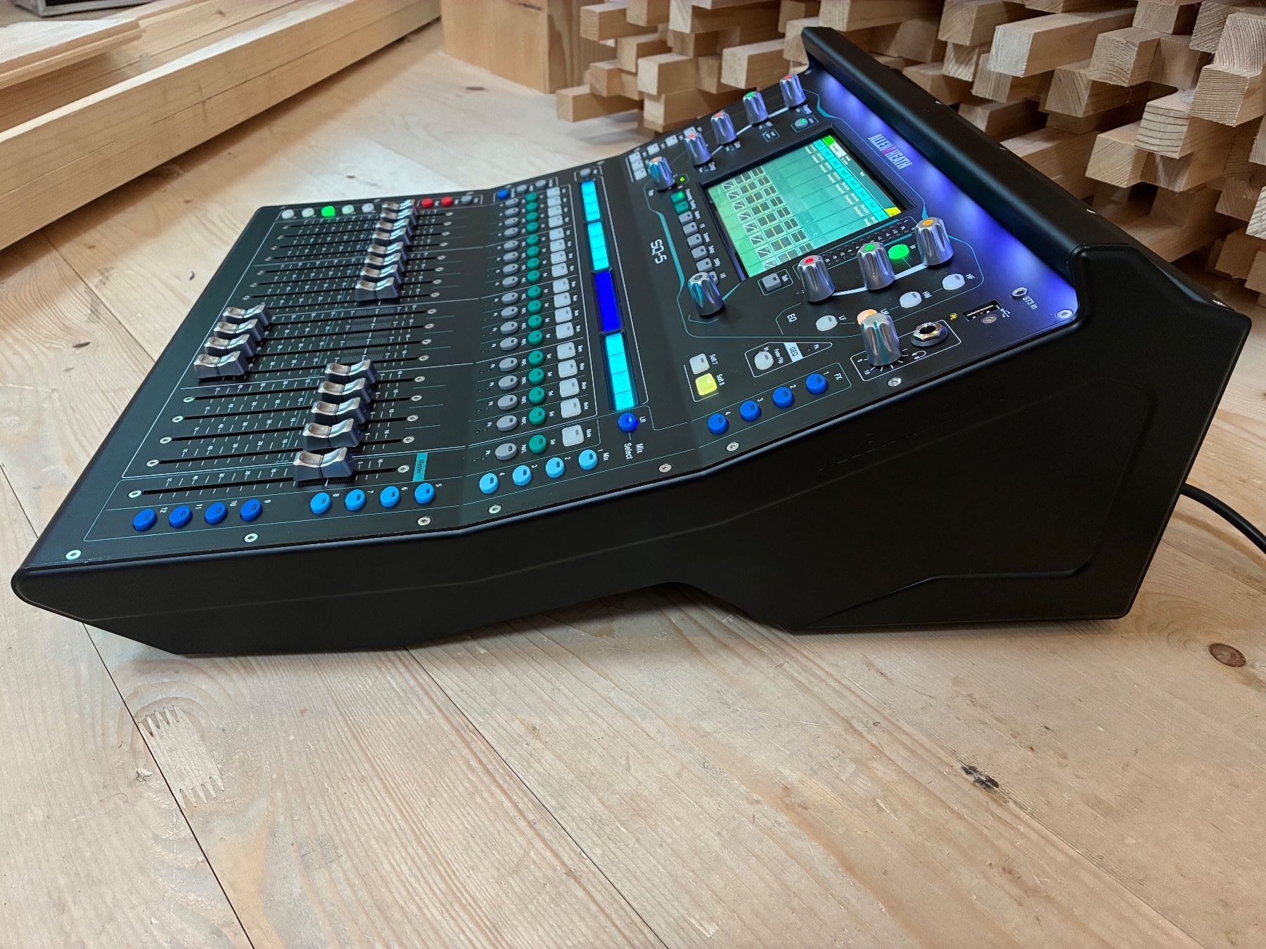 Allen & Heath Console di mixaggio: Allen&Heath SQ5 – Usato da Bern venduto da _samuel 1