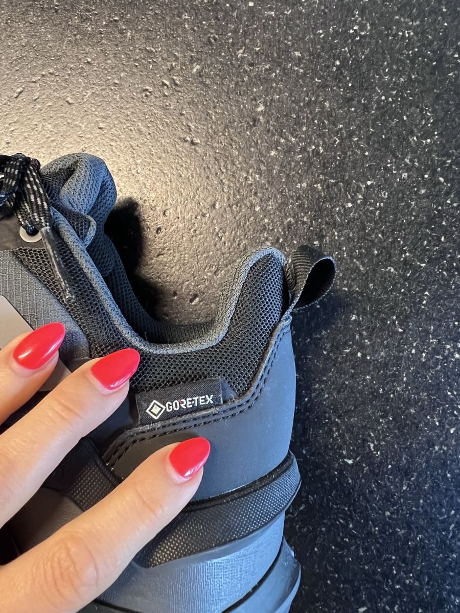 Adidas Scarpe da donna: Adidas Terrex GORE-TEX Wanderschuh NEU – Nuovo e nell'imballaggio originale da Balgach venduto da Ni.Steiger 3