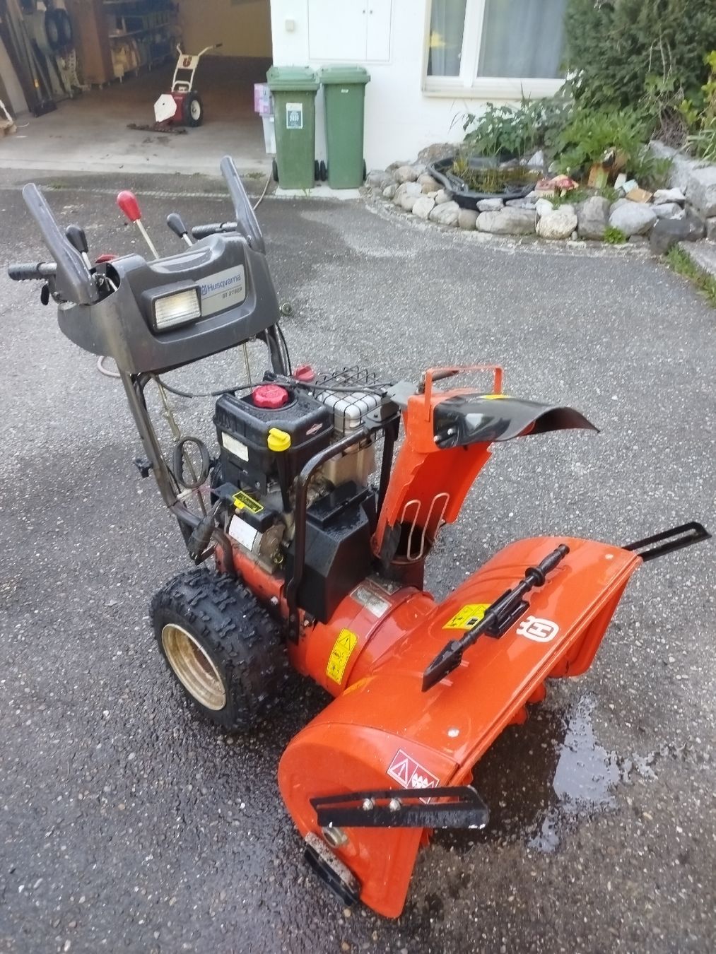 Husqvarna Sgombero neve: Profi Schneefräse Husqvarna ST 276EP – Usato da Steg im Tösstal venduto da KiwiGrafikMaurer 5