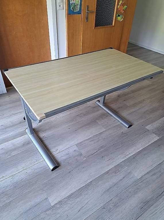 Scrivanie: Pult / Schreibtisch, 118x78cm – Usato da Oberflachs venduto da sylviepe