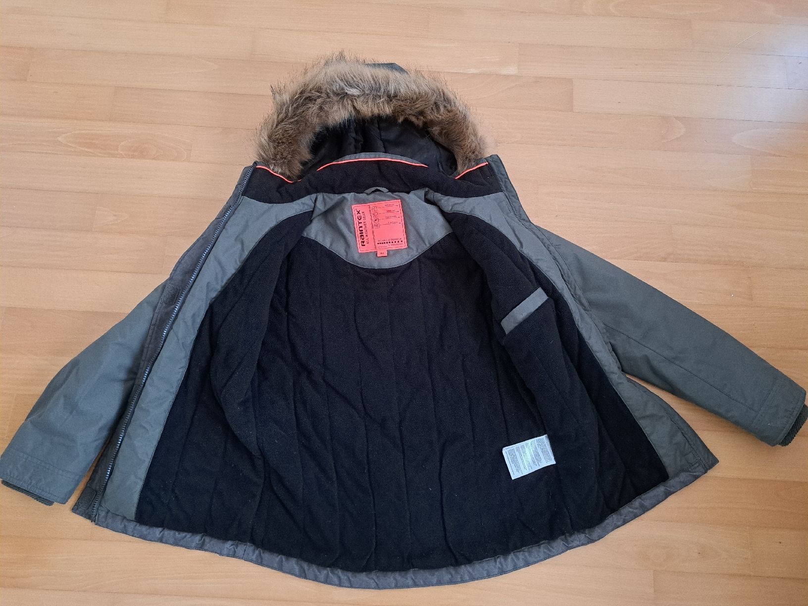 Giacche & Cappotti: Winterjacke Raintex, Grösse 152 – Usato da Mettmenstetten venduto da 241_fkw8 2