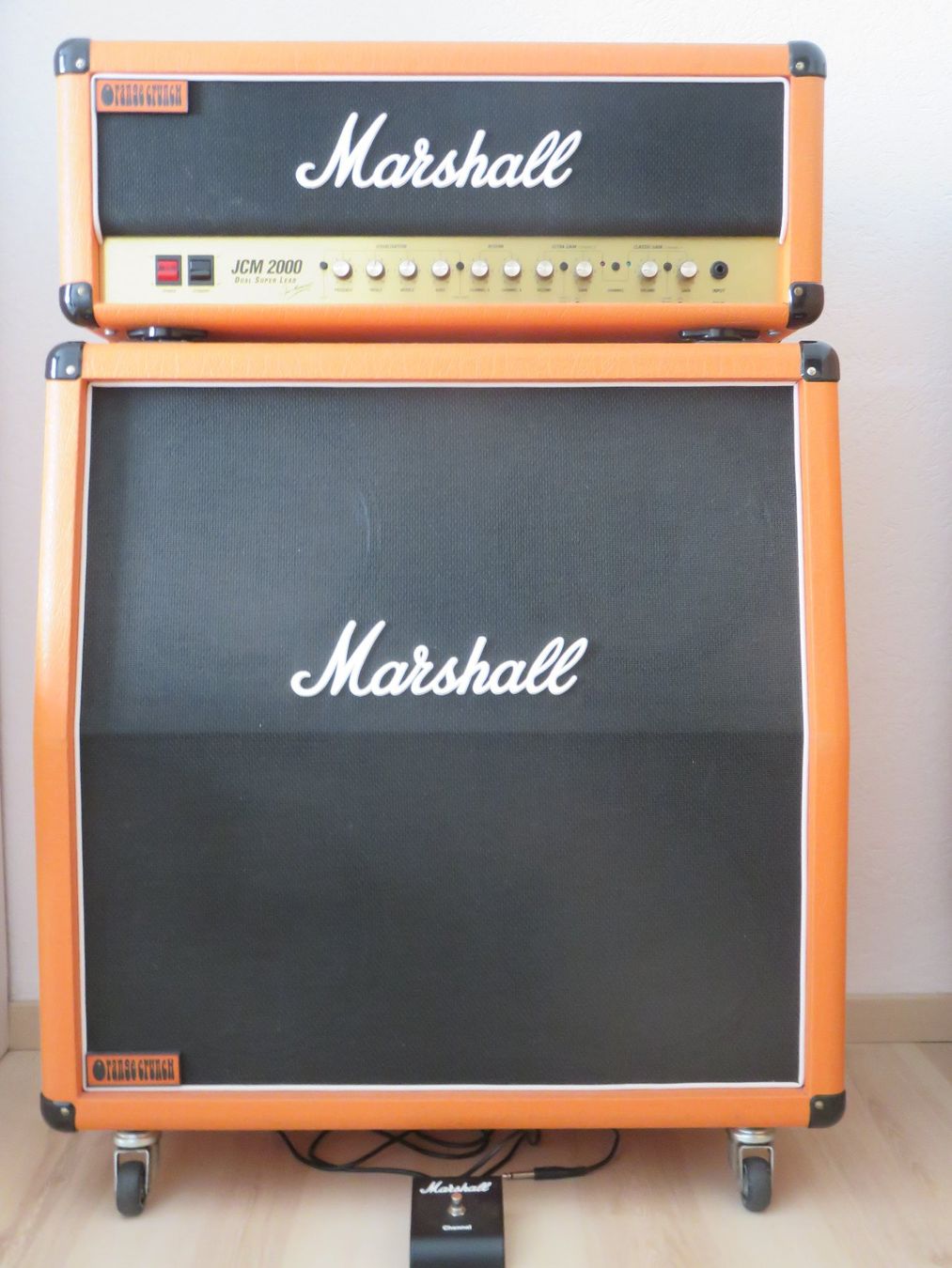 Strumenti musicali: Marshalls, Epiphone, Schecter und Washburn Konvolut – Usato da Kleindöttingen venduto da retoroman