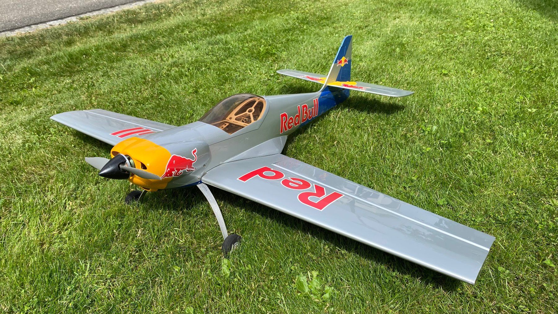 Modellismo RC: Zlin RC Modellflugzeug 120 cm – Usato da Niederrohrdorf venduto da Arkturus100