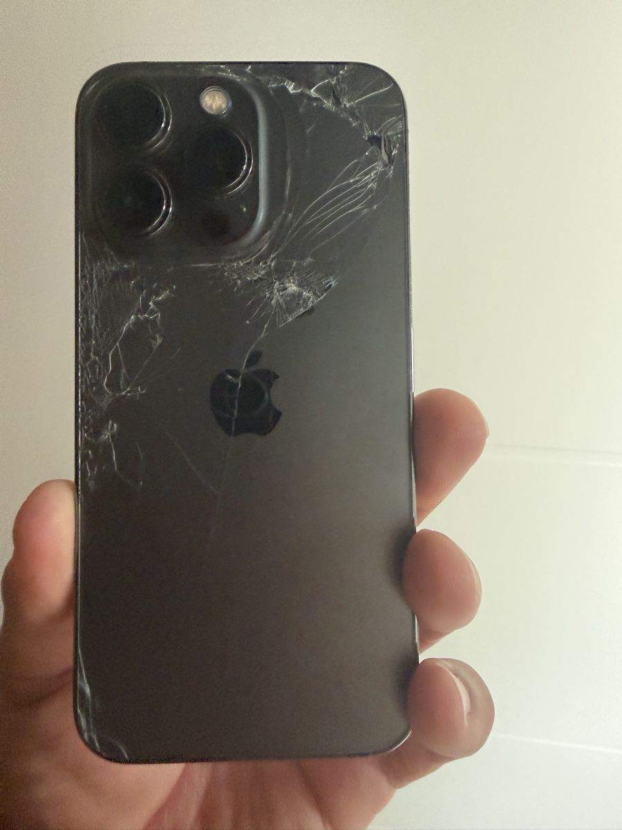 Apple Portables: iPhone 13 Pro 128GB defekt Risse Rückseite – Défectueux à Gerlafingen par pcug 3