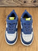 Baskets Nike enfant pointure 27