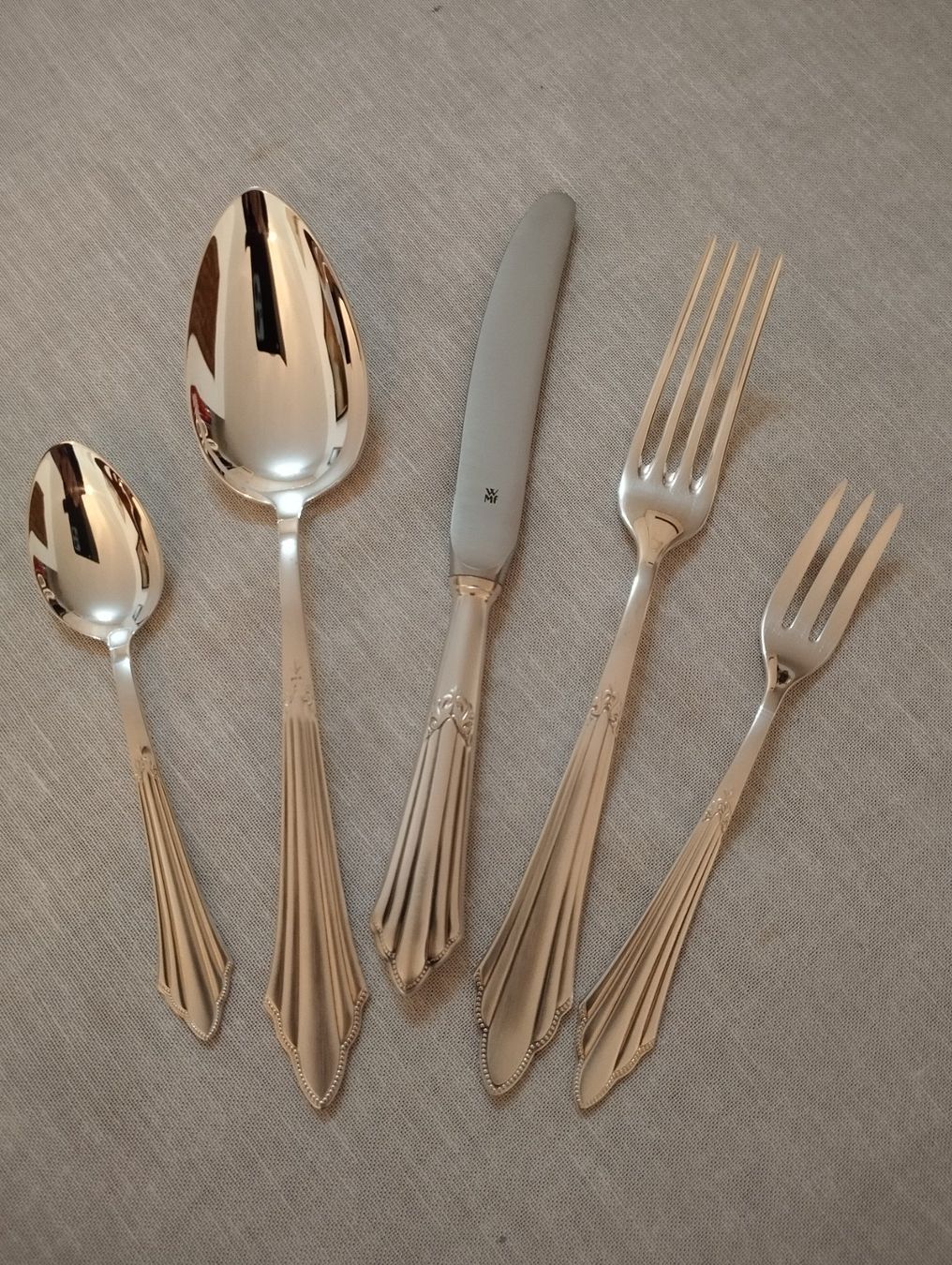 WMF Bestecksets: WMF Besteck Fächermuster 30-teilig versilbert – Gebraucht aus Rorschacherberg von Giova1922 1