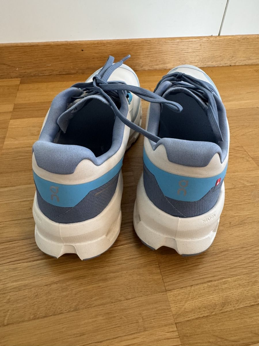 On Damenschuhe: On Running Schuhe Cloud 40.5 – Neu (gemäss Beschreibung) aus Baar von sabrinas_welt 2