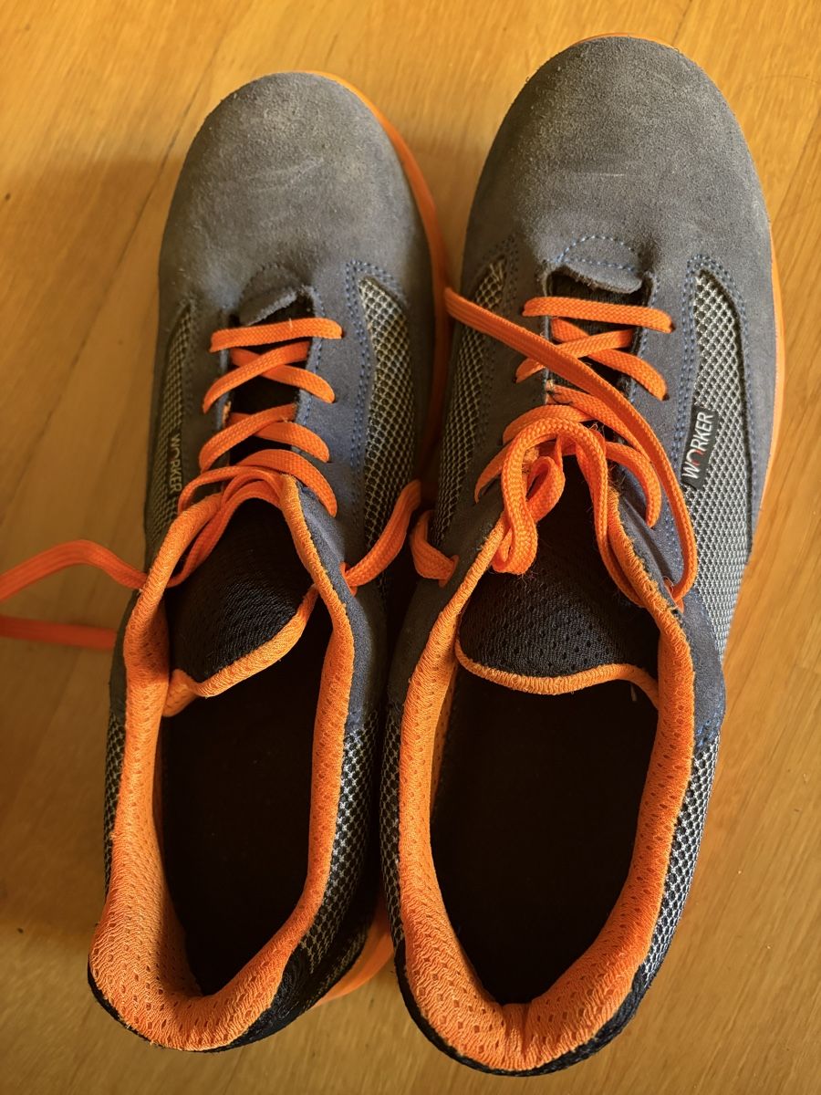 Herrenschuhe: Sicherheitsschuhe gr 44  – Gebraucht aus Mönchaltorf von Daglinde