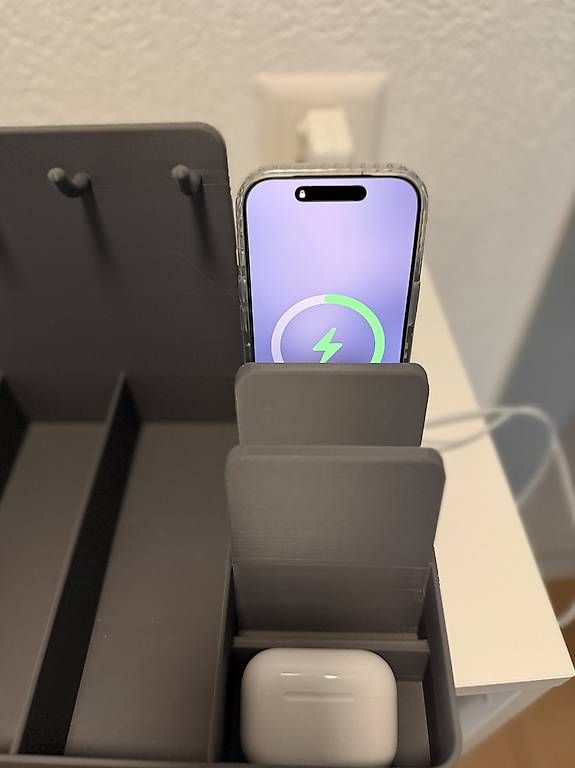 Systemes d'archivage: Support de bureau 3D pour clés et téléphone, gris – Neuf (Voir description) à Ollon VD par reefguard 1