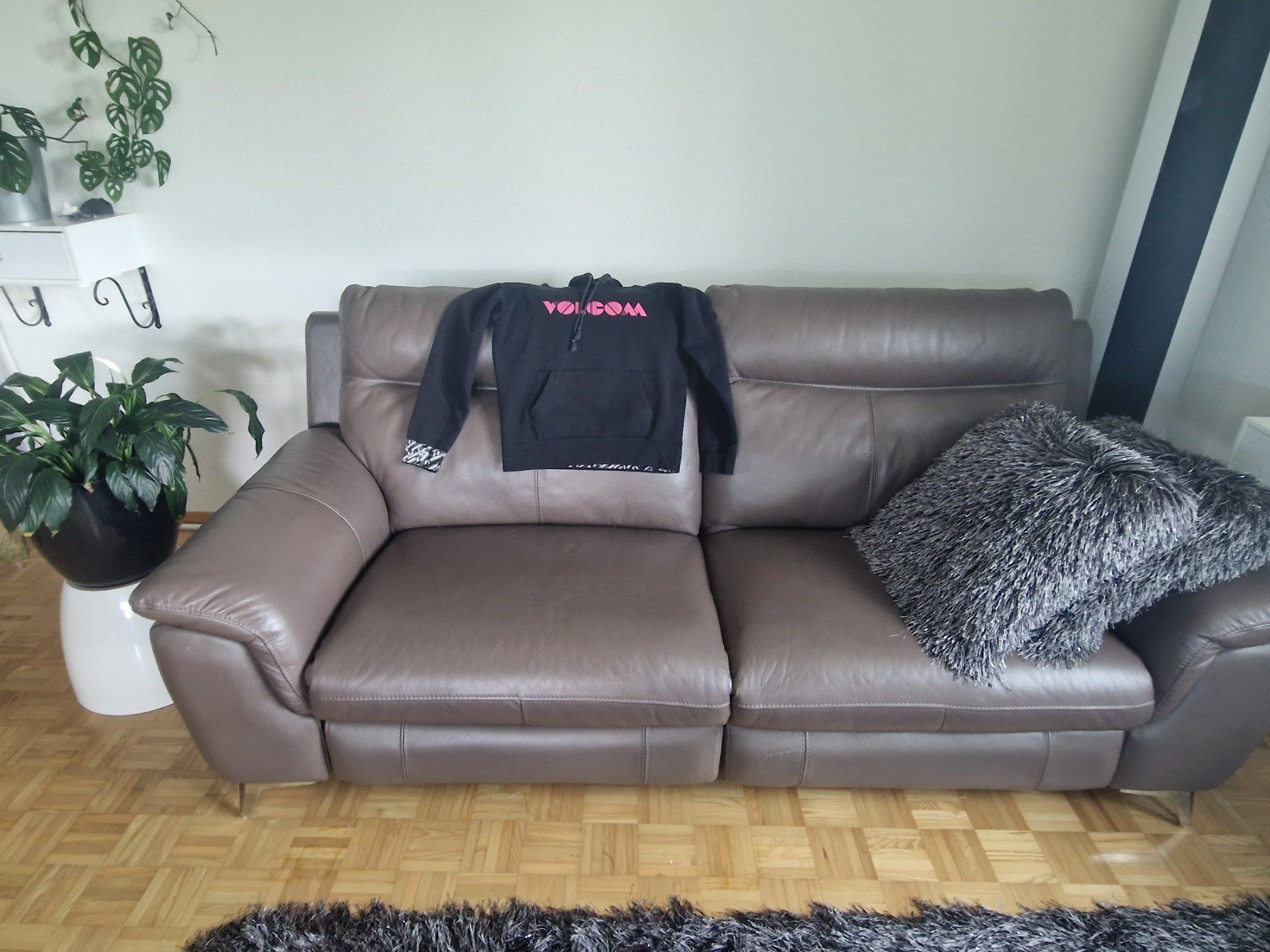 Pulls & Sweat-shirts: Pullover-Volcom – D'occasion à Triengen par KittyKat6 3
