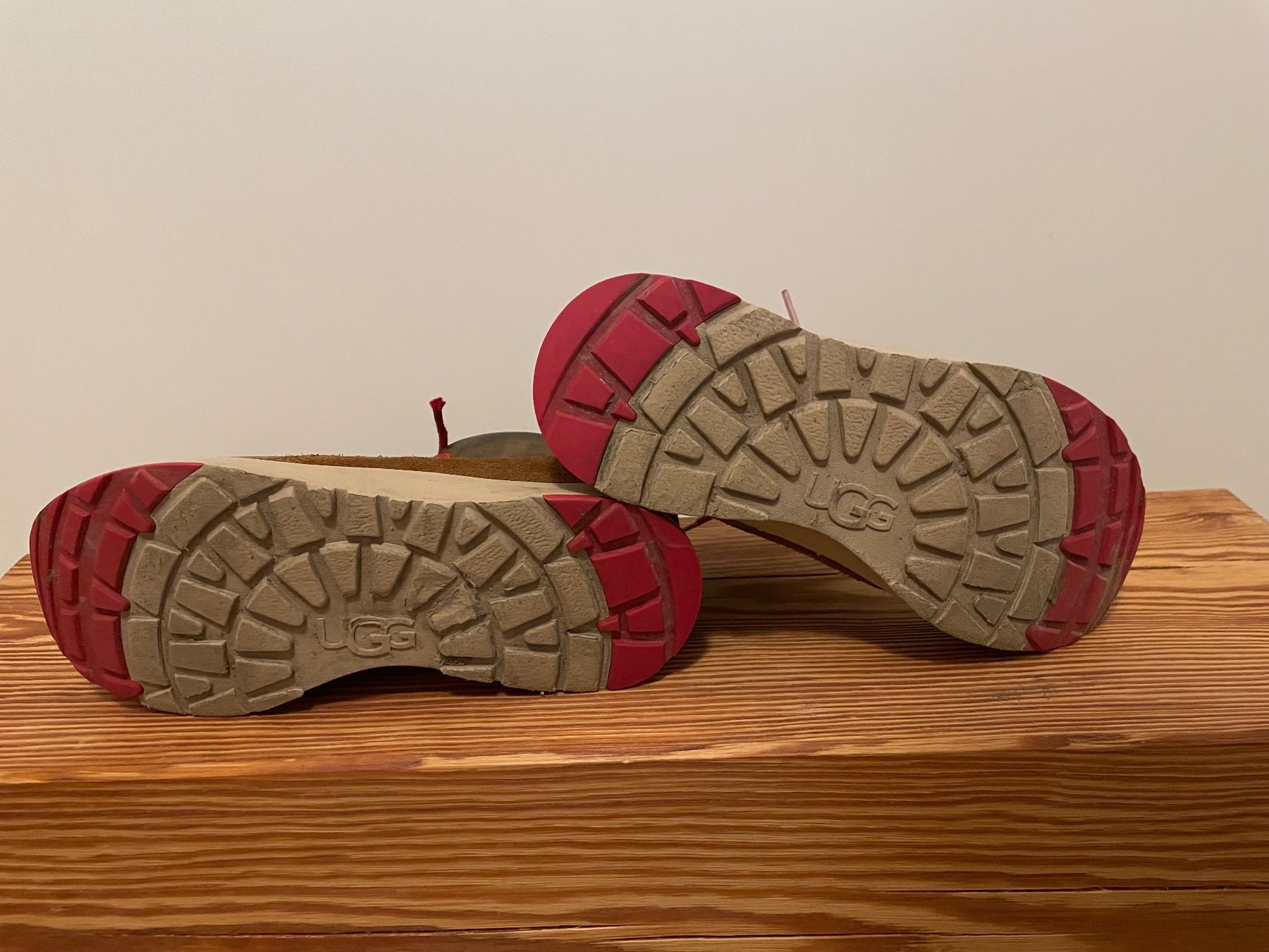 Ugg Schuhe für Jungen: UGG Übergabgsschuh 35 – Gebraucht aus Wabern von up2zero 2