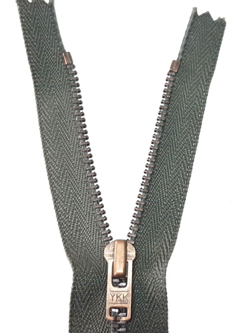 Tessuti: Reißverschluss 16 cm -  Fermeture éclair 16 cm – Nuovo (secondo la descrizione) da Savagnier venduto da Marderuth