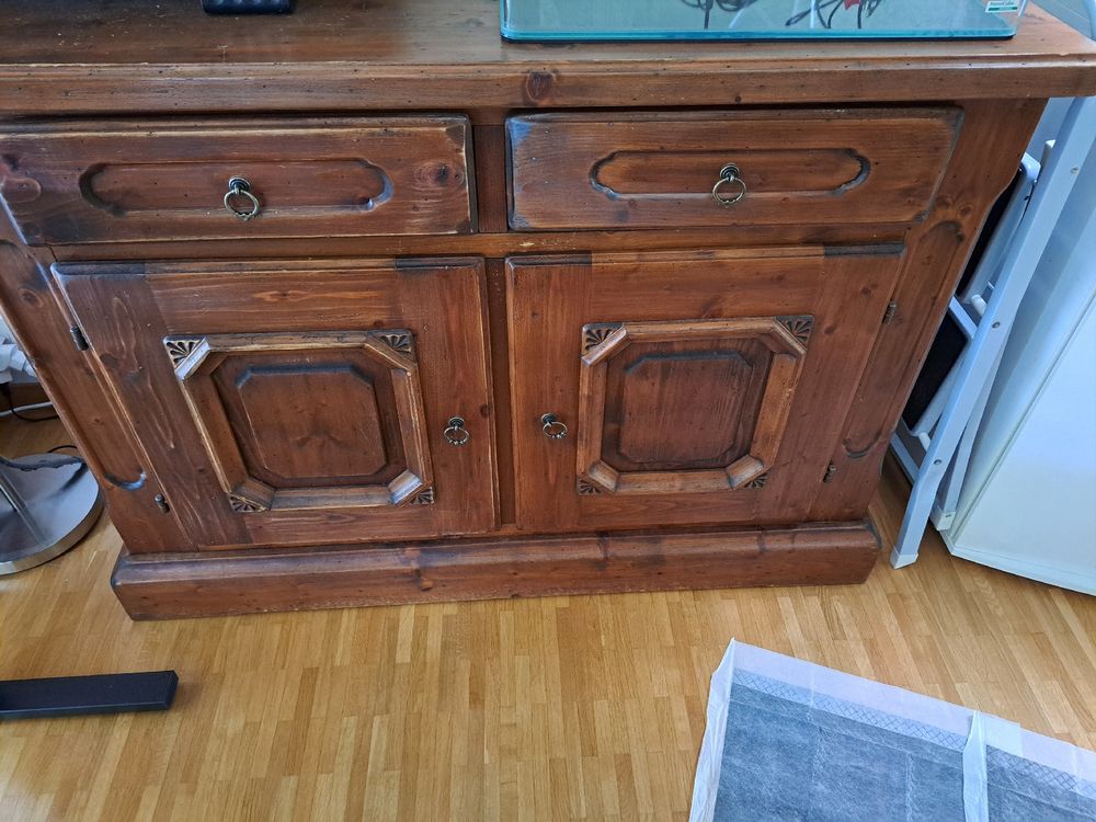 Commodes: Holz Möbel – D'occasion à Hinterkappelen par Anisha33