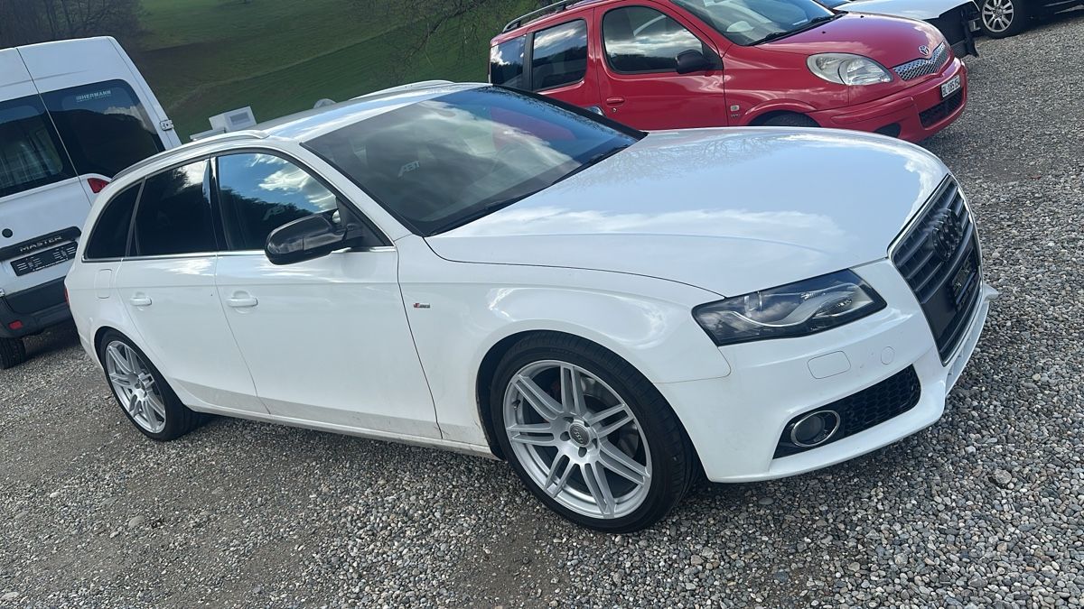 Audi Autos: Audi A4 2.0 TFSi S Line  – Gebraucht aus Basel von Auto_rep