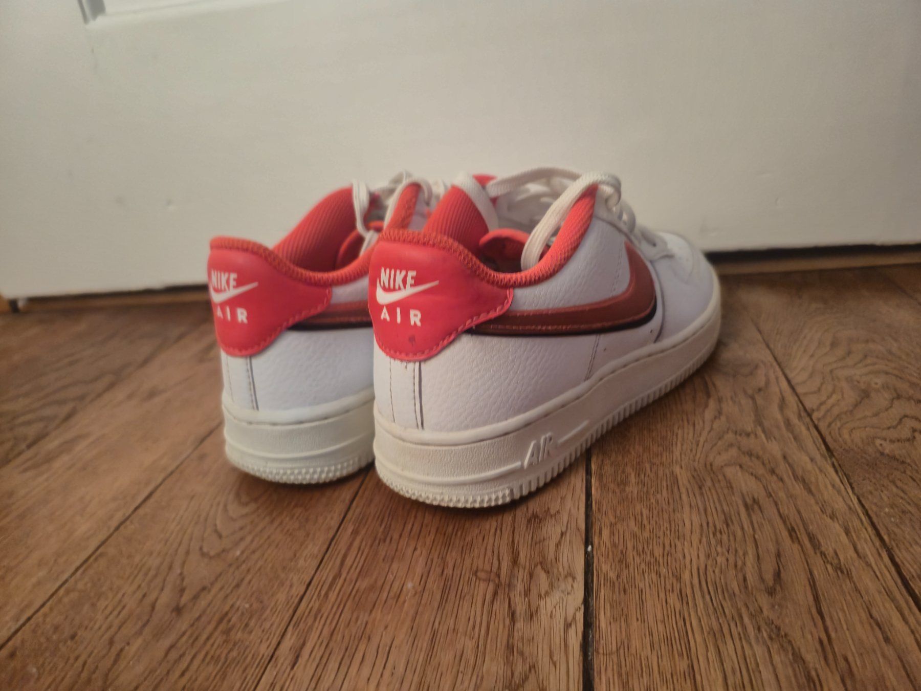 Nike Scarpe da uomo: Nike Air Force 1 – Usato da Zürich venduto da gorgepino 2