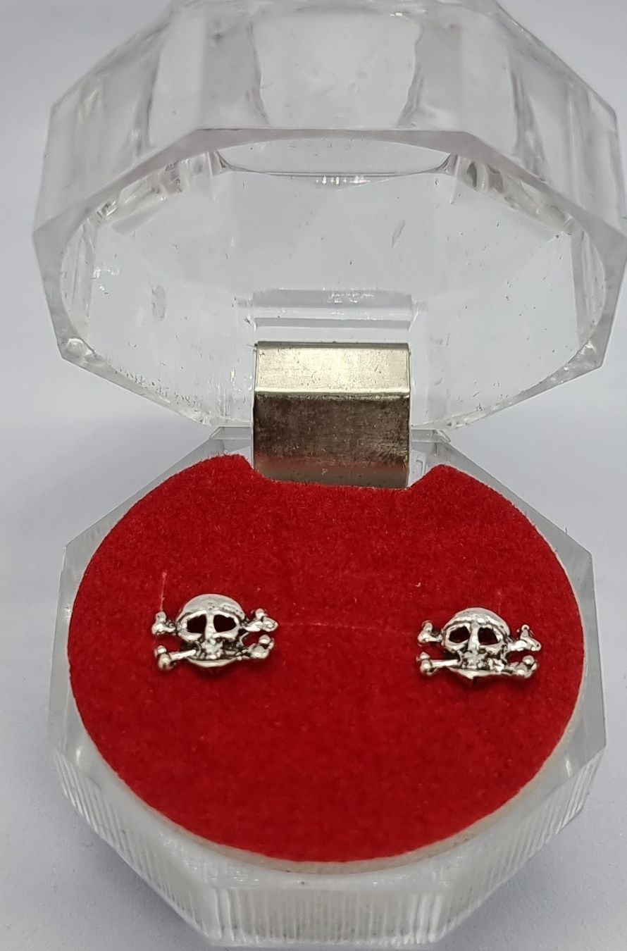 Orecchini pendenti & Orecchini a lobo: Silber Ohrstecker Totenkopf Gothic Emo 925er Silber – Nuovo e nell'imballaggio originale da Basel venduto da Joex02