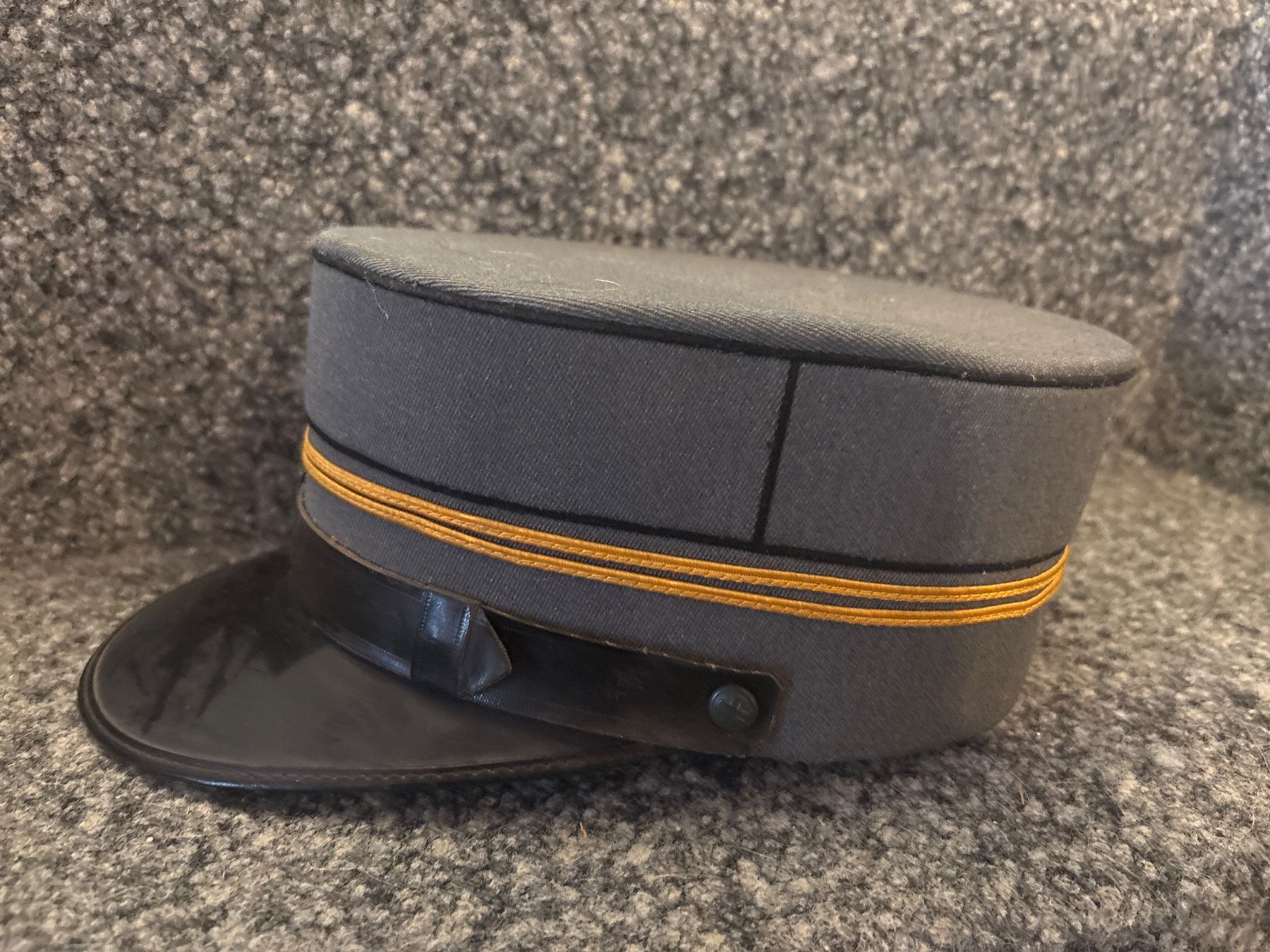 Schweizer Armee Copricapi, berretti & cappellini: Originale Schweizer Armeemütze Offizier, Grösse 57 – Usato da Münchenstein venduto da sil_h6c9 1
