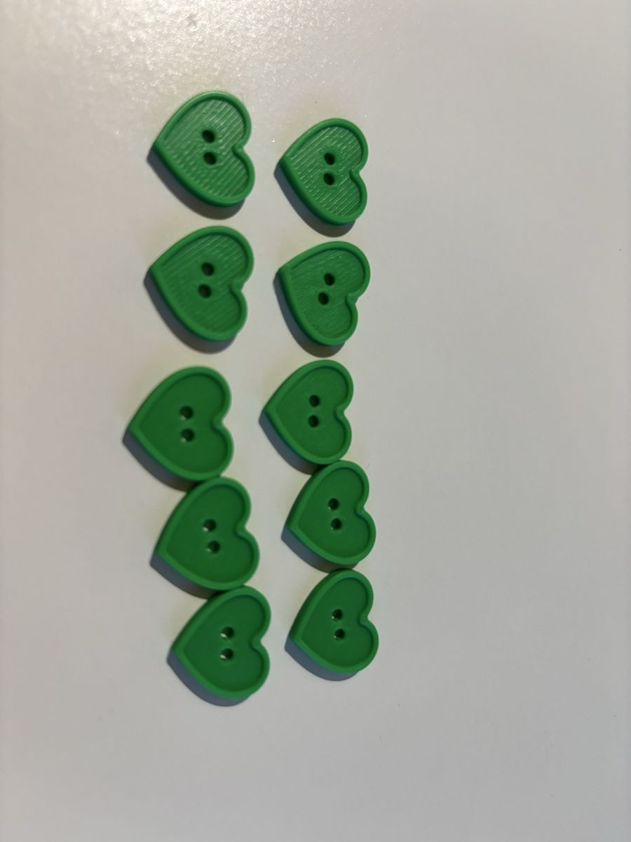 Bottoni: 10 x Green Heart Buttons – Nuovo (secondo la descrizione) da Rüti ZH venduto da lau_5yjf 1