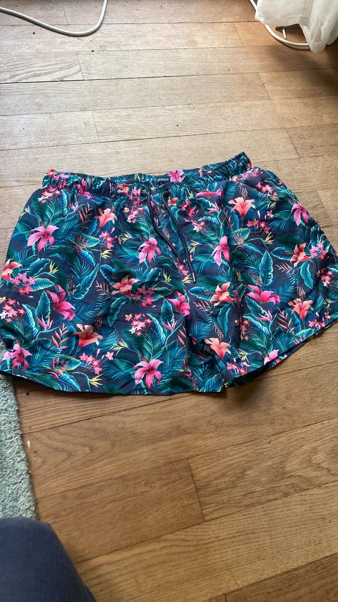 Pantaloni: Badehose xxxl – Usato da Basel venduto da Nomagusa 1