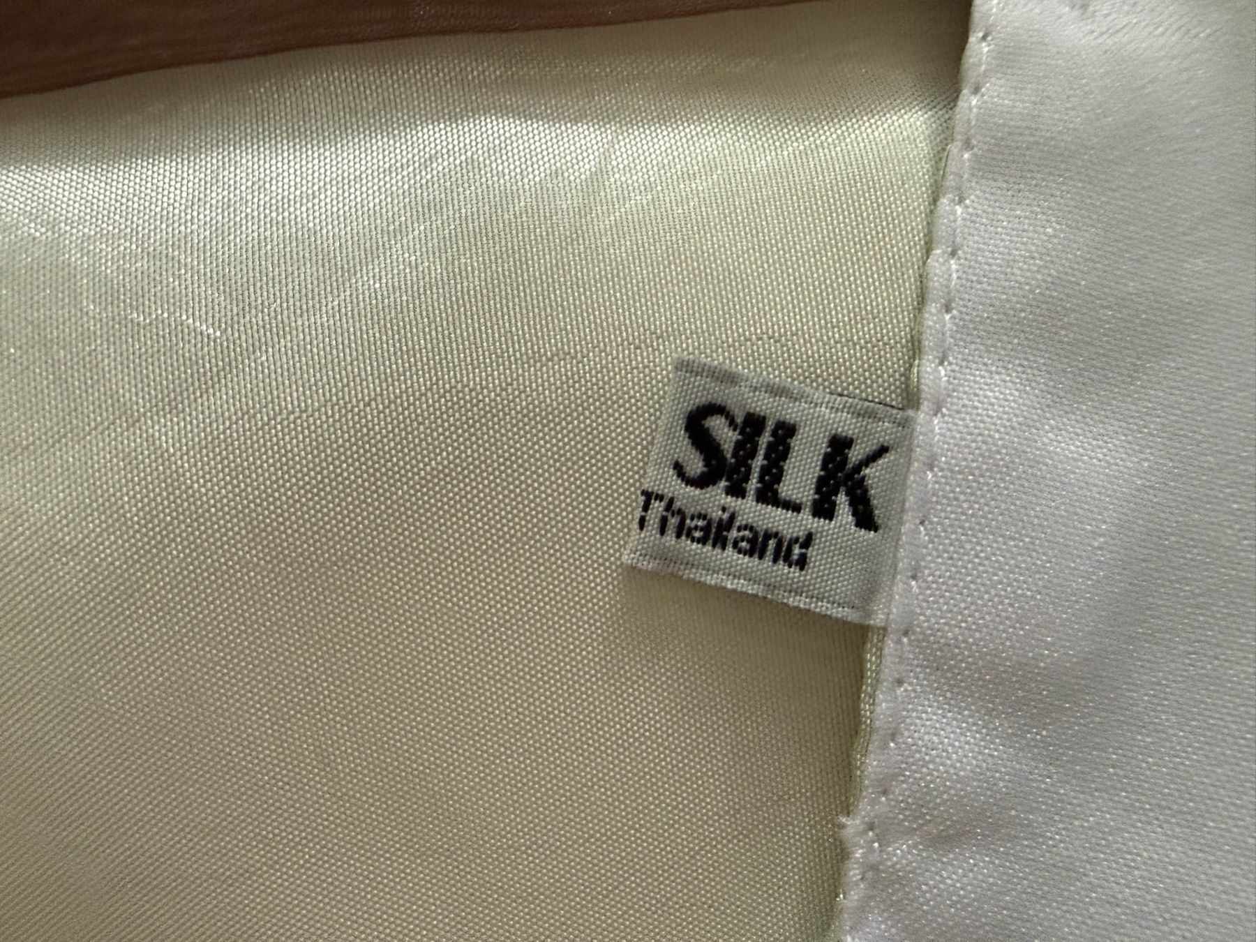 Autre linge de table: Chemin de table en soie – D'occasion à Sion par accroshoes 5