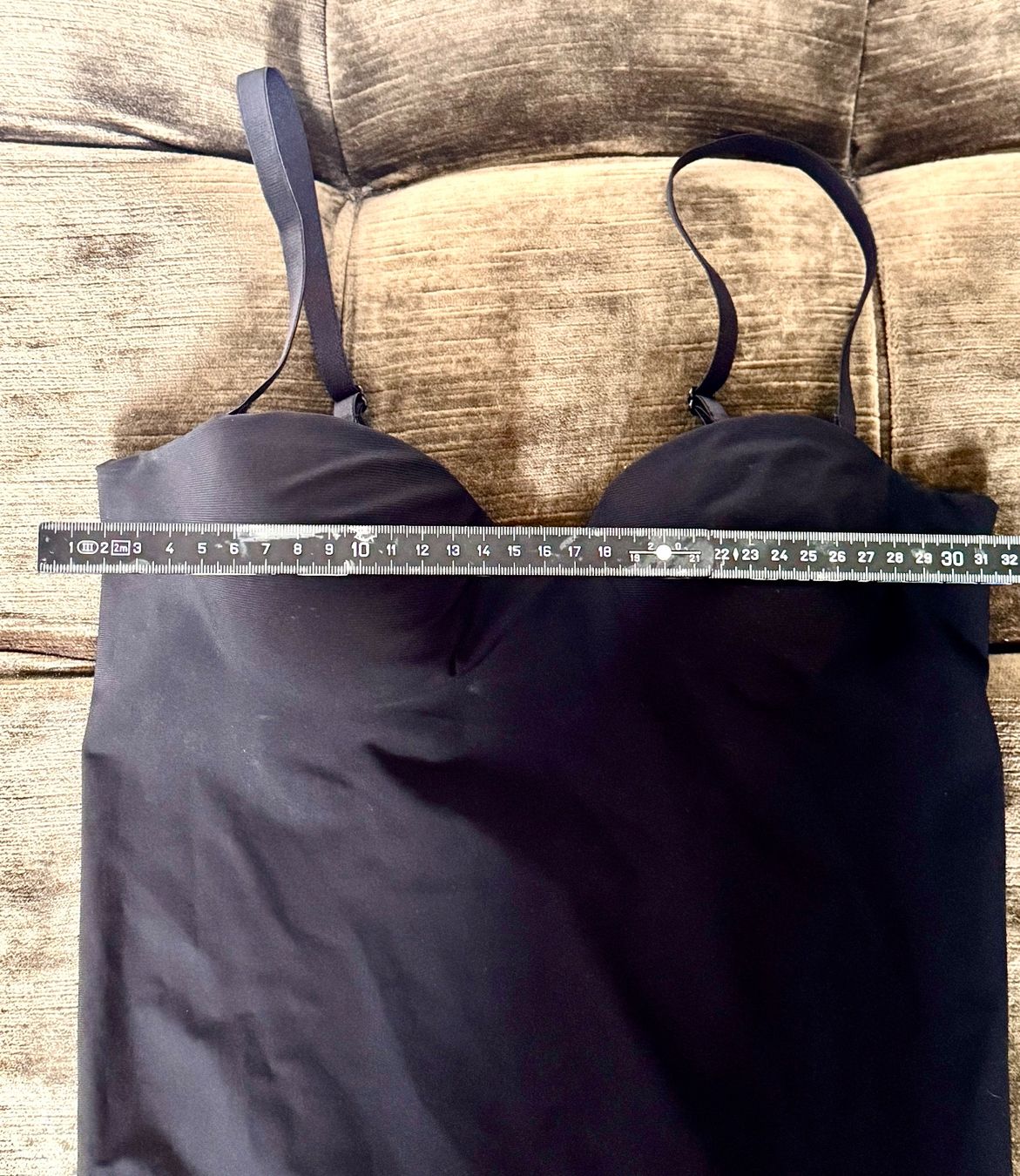 Altra biancheria intima: Schwarzer Formender Body mit Gr. M Sommerlich leic... – Nuovo (secondo la descrizione) da Kilchberg ZH venduto da ilo_h75n 1