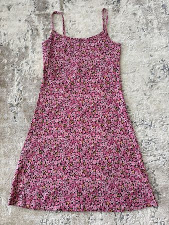 Kleid pink mit Blumenmuster