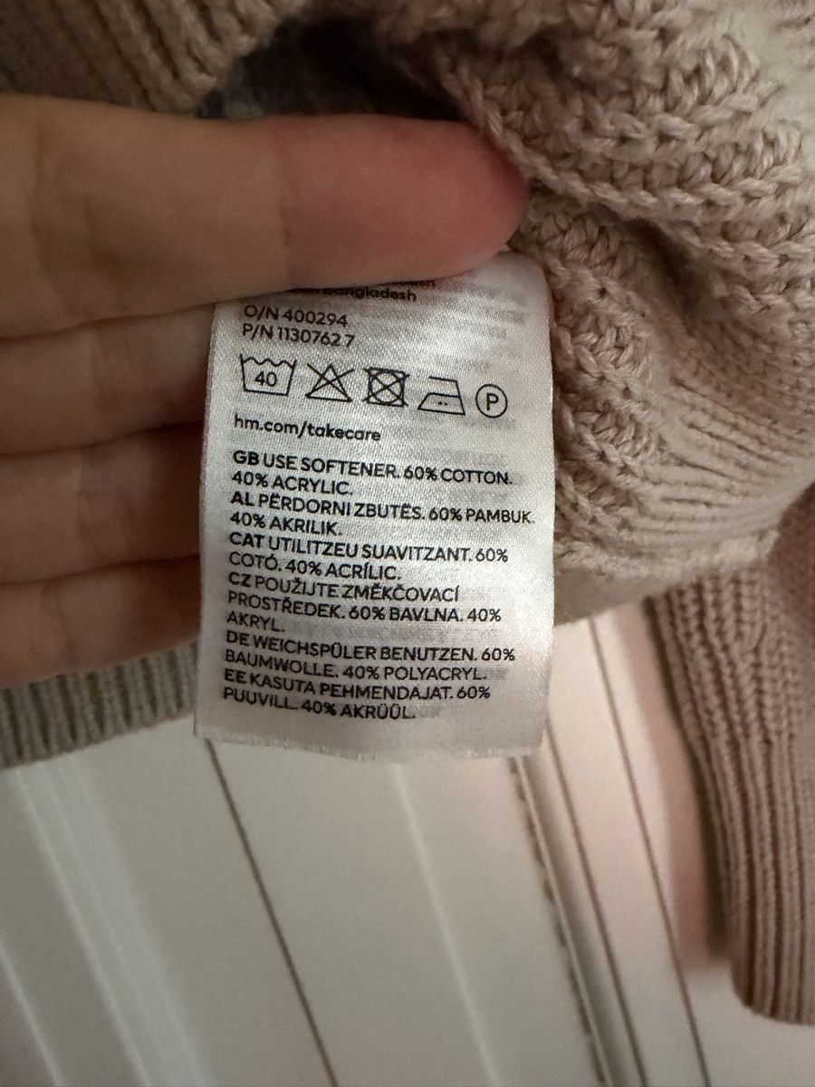 H&M Maglioni & Felpe: H&M Knit Cardigan, Size Small, beige – Usato da Genève venduto da jud_xrl8 5