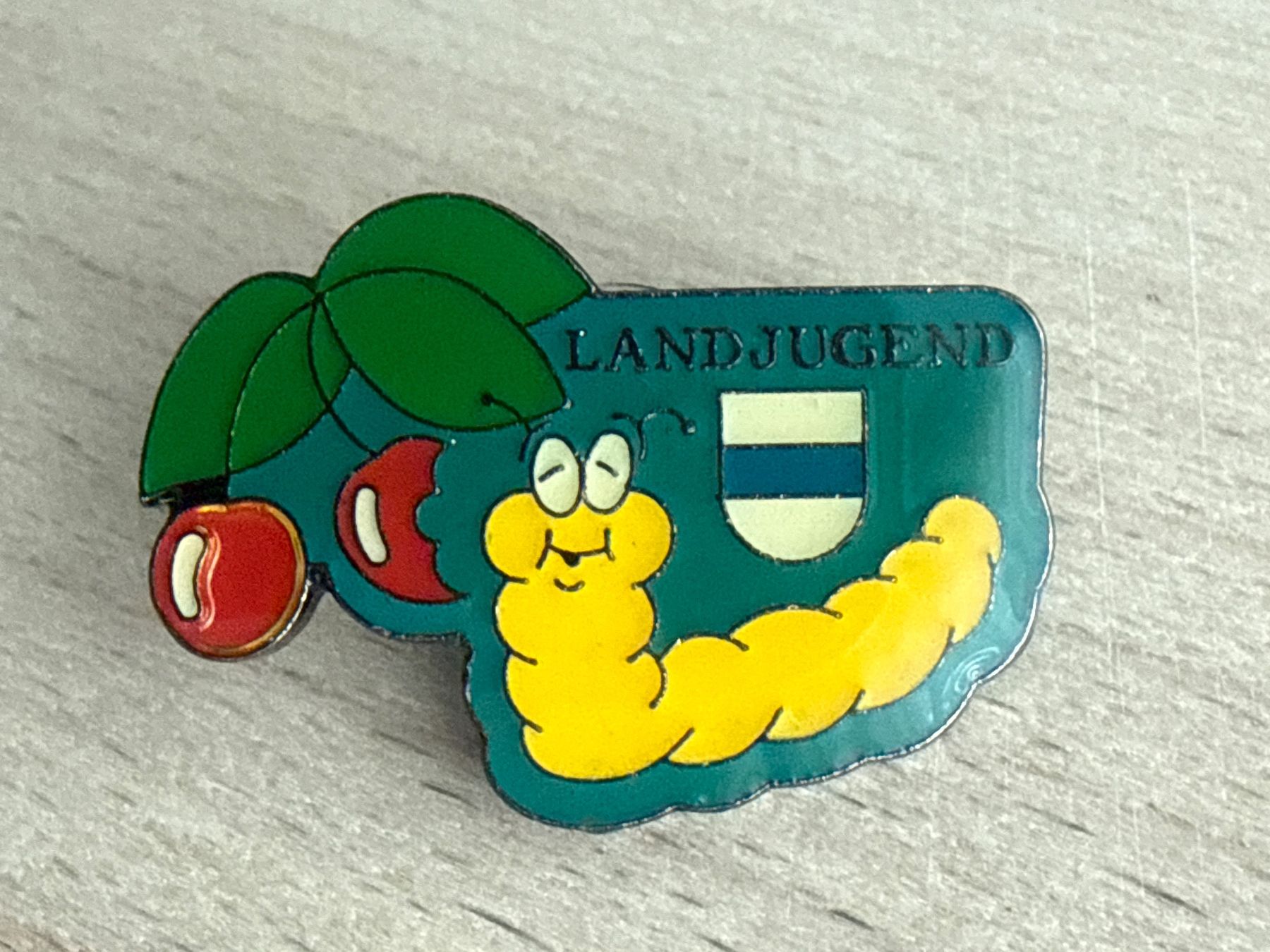 Plaketten & Abzeichen: Pin Landjugend – Gebraucht aus Glattbrugg von Schweigmatt