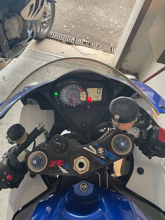 Suzuki Route: Suzuki GSX-R 1000  Jg.2010 – D'occasion à Bülach par mimi269 5