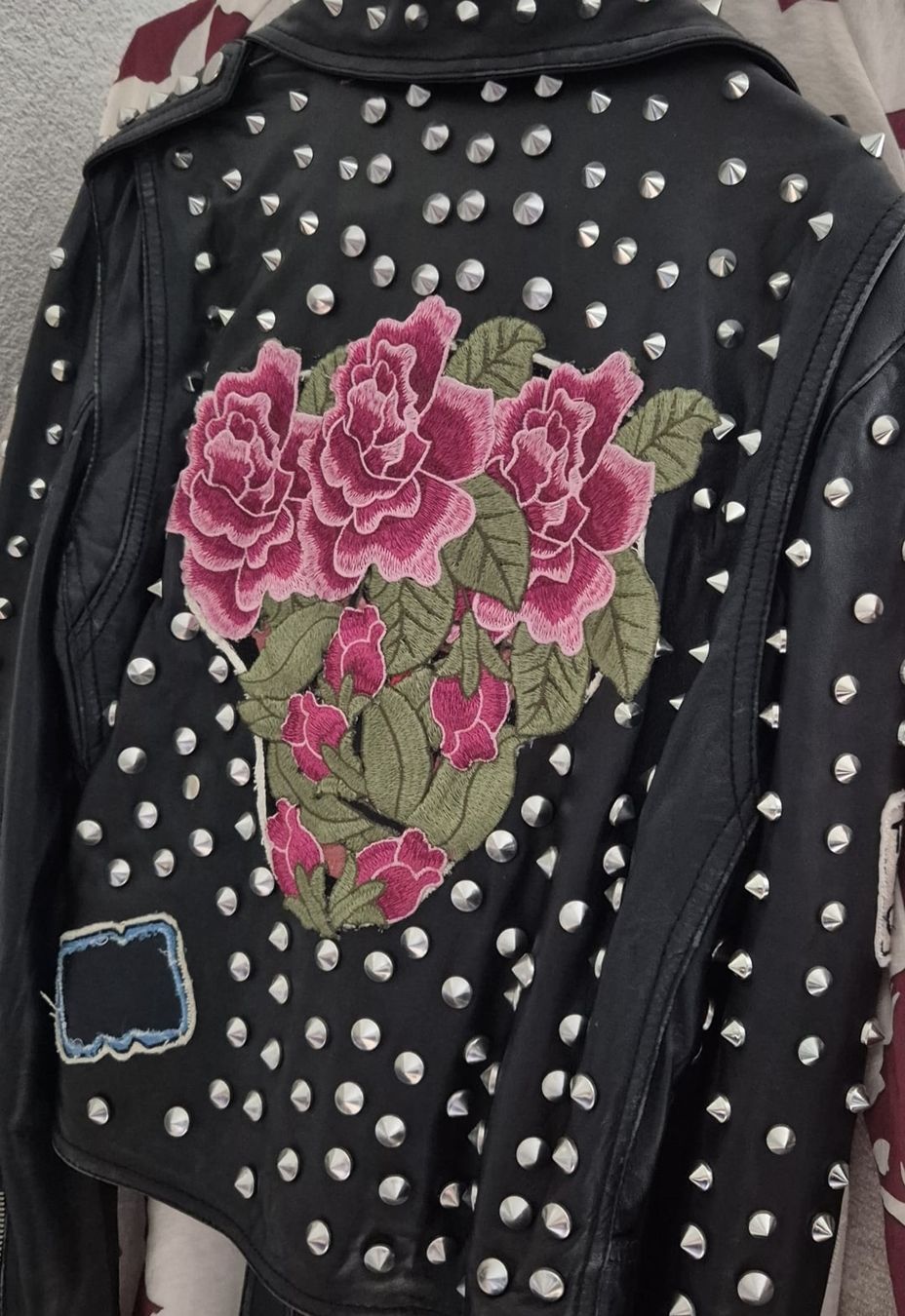 Zara Giacche: Rock- / Punk- / Nieten-Lederjacke – Nuovo (secondo la descrizione) da Urtenen-Schönbühl venduto da chrebeli1 1