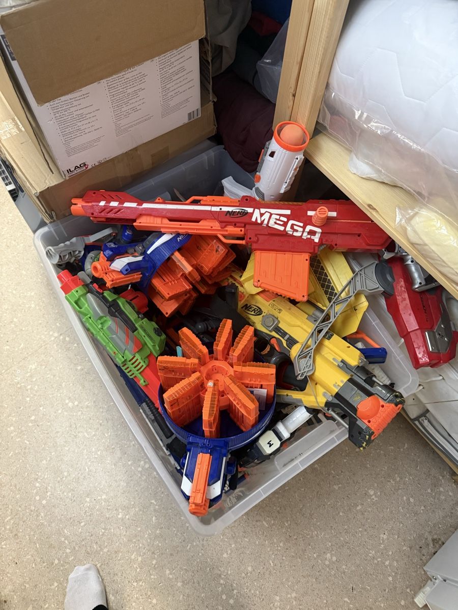 Nerf Giocattoli: RIESIGE Nerf-Sammlung, 30+ Blaster +1000+ Darts – Usato da St. Gallen venduto da tvndy 3
