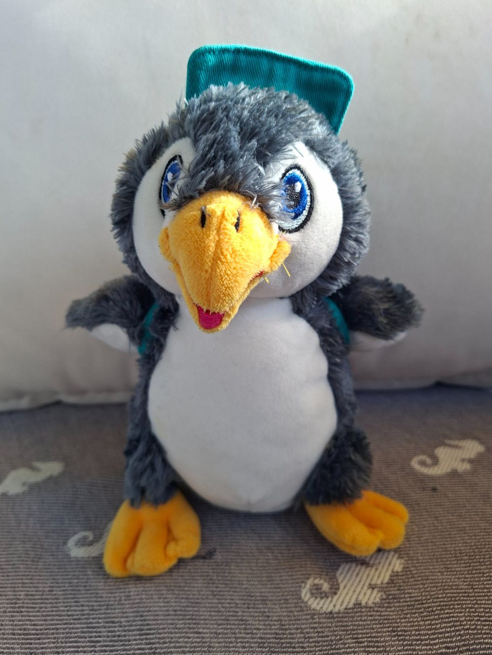 Spielzeuge: Plüsch Pinguin von SWICA – Gebraucht aus Balterswil von Steineparadies 1