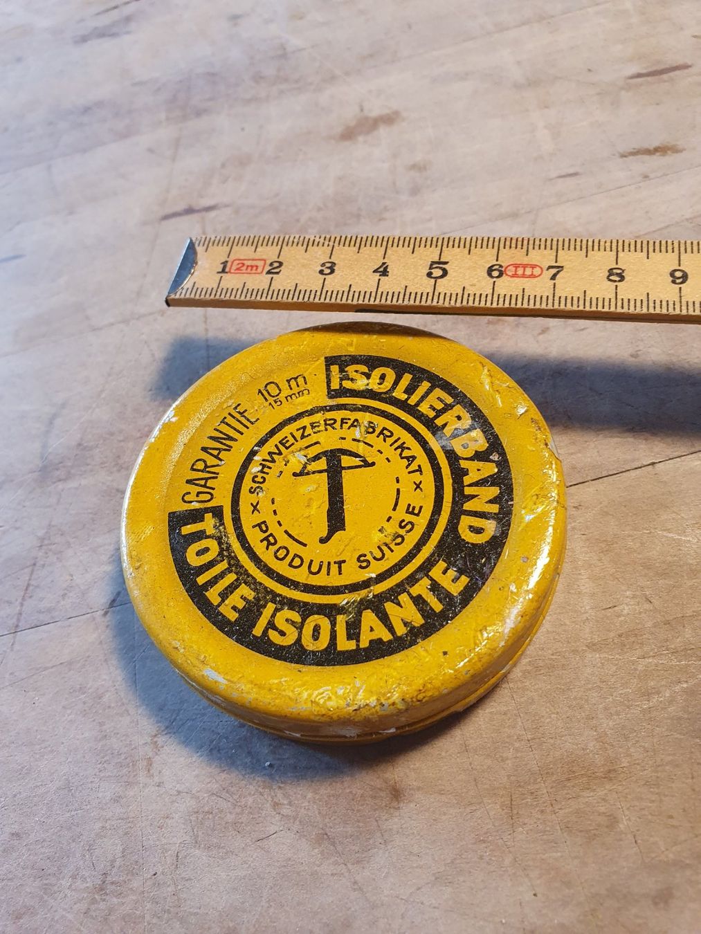 Tous les outils: Isolierbandschachtel – D'occasion à Zürich par loosebone 1