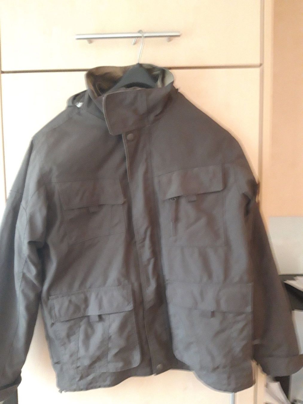 Jacken & Mäntel: Winterjacke 2- teilig mit Faserpelz – Gebraucht aus wolfertswil von februartag