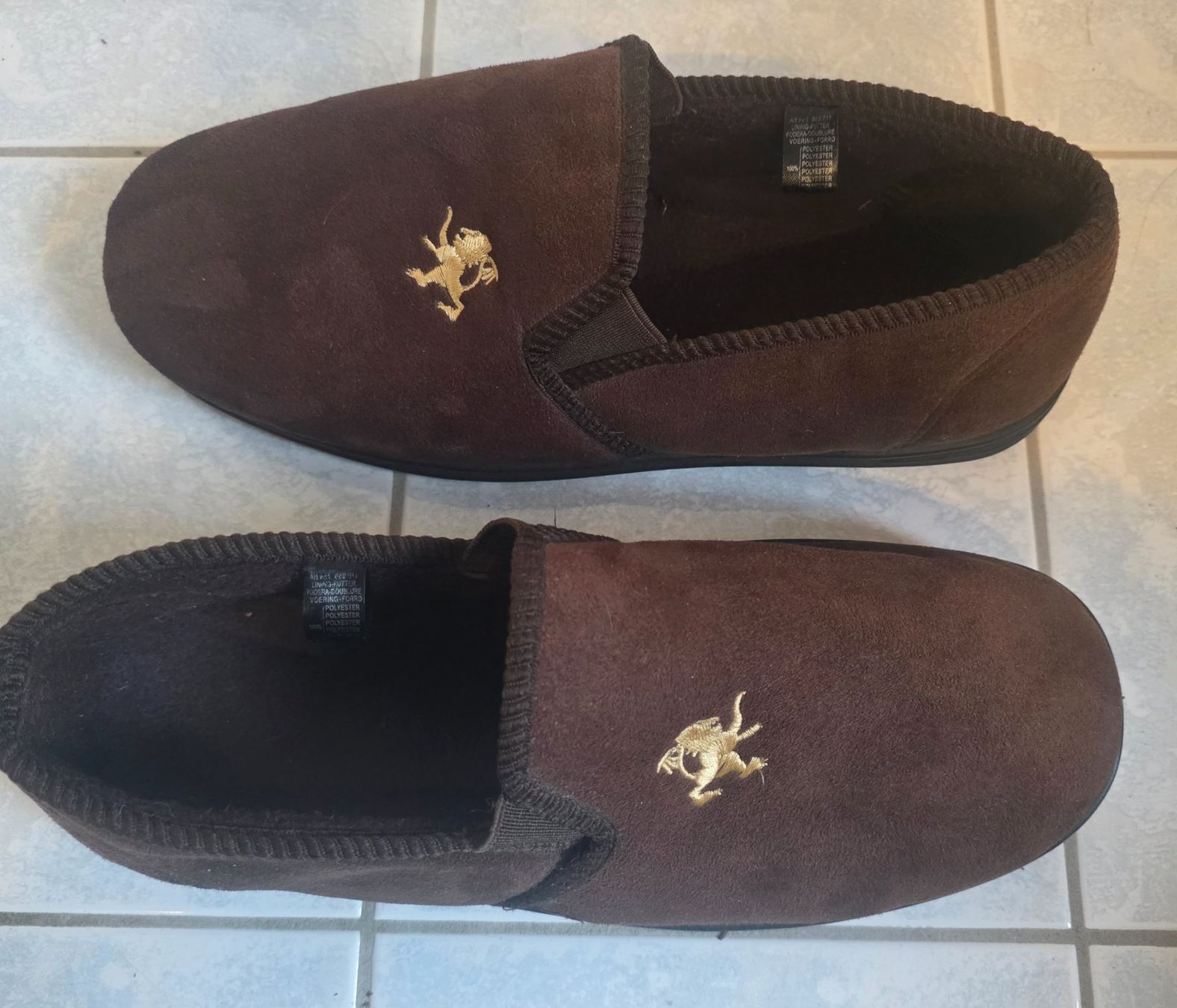 Scarpe da uomo: Pantoufles - Taille 43 – Nuovo (secondo la descrizione) da Jouxtens-Mézery venduto da ger_hpd5
