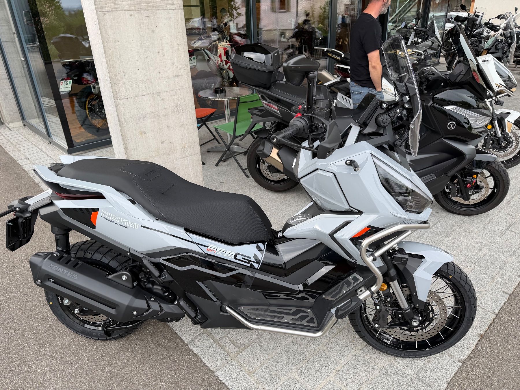 Zontes Scooters: Zontes 368 G – D'occasion à Erlen par pdr_7t7z 1