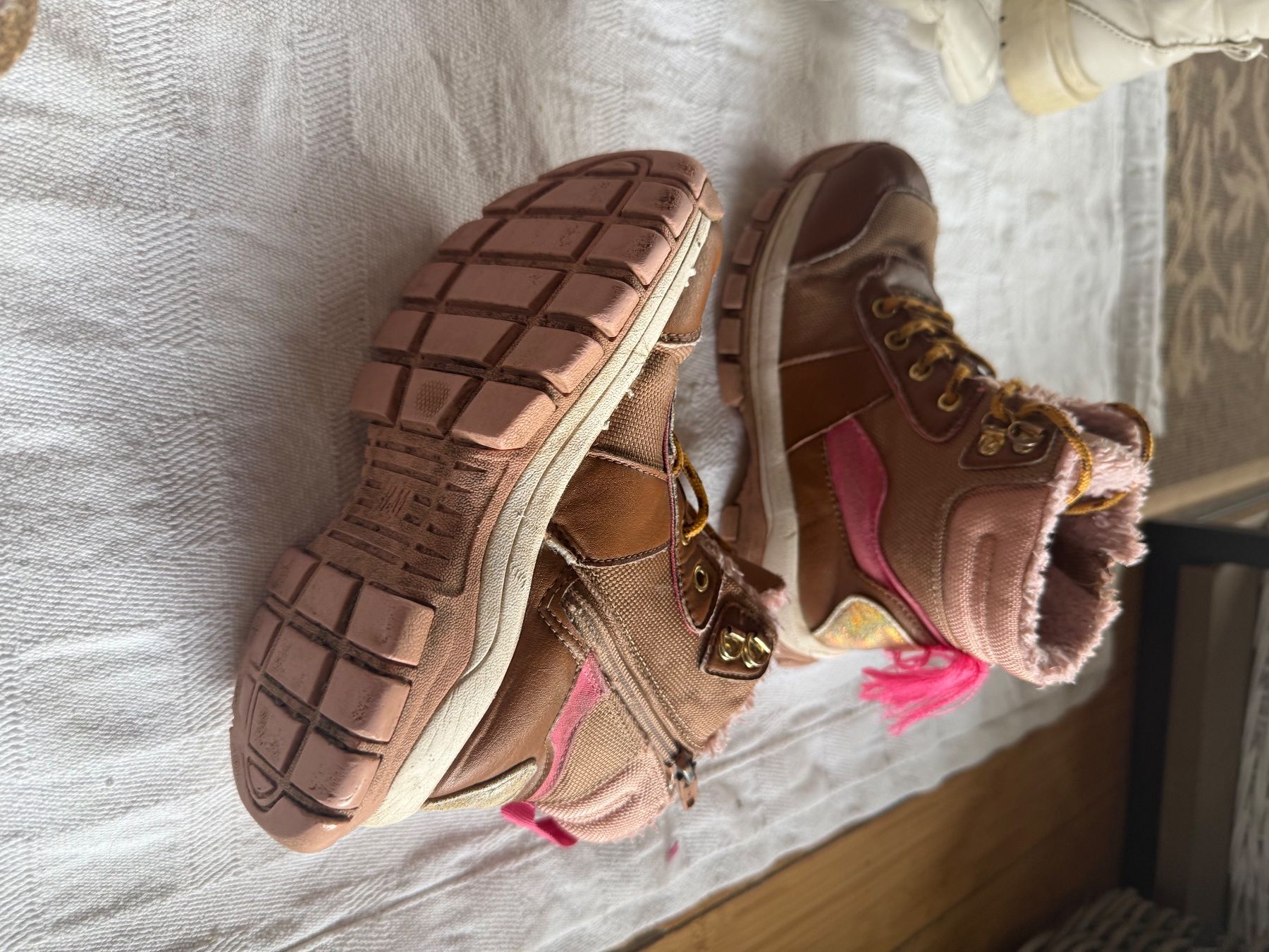 Skechers Schuhe für Mädchen: Shoes size 31 – Gebraucht aus Schindellegi von hor_ll8f 9