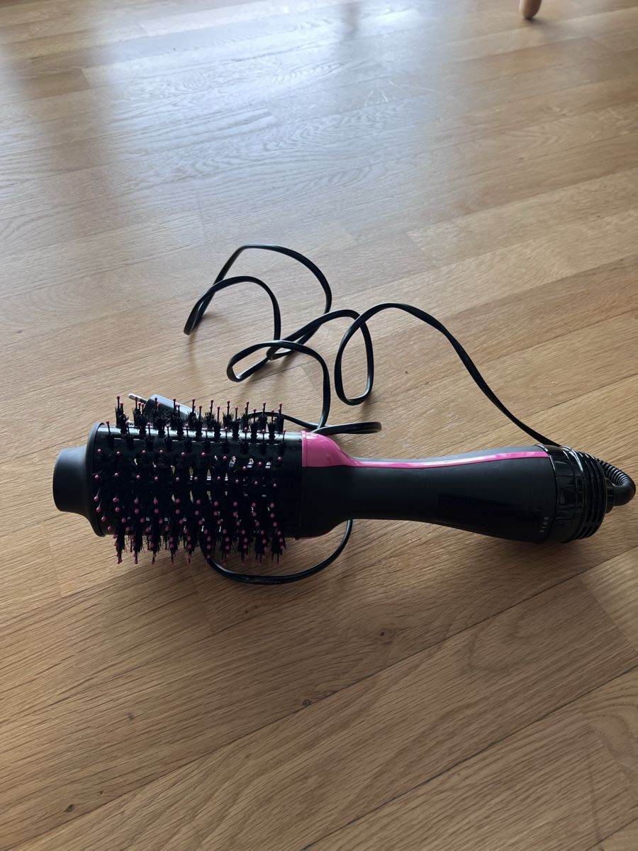 Revlon Asciugacapelli: Warmluftbürste Revlon  – Nuovo (secondo la descrizione) da Neuhaus SG venduto da bernike 1