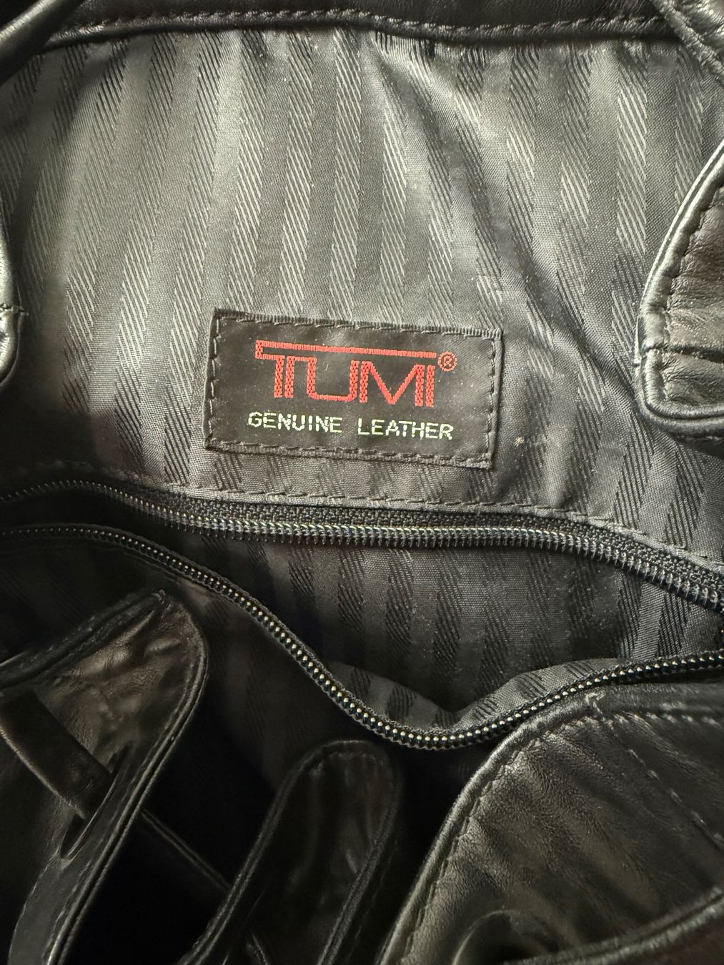 Tumi Rucksäcke: TUMI LEDER RUCKSACK – Gebraucht aus Zürich von flo_7cvq 2