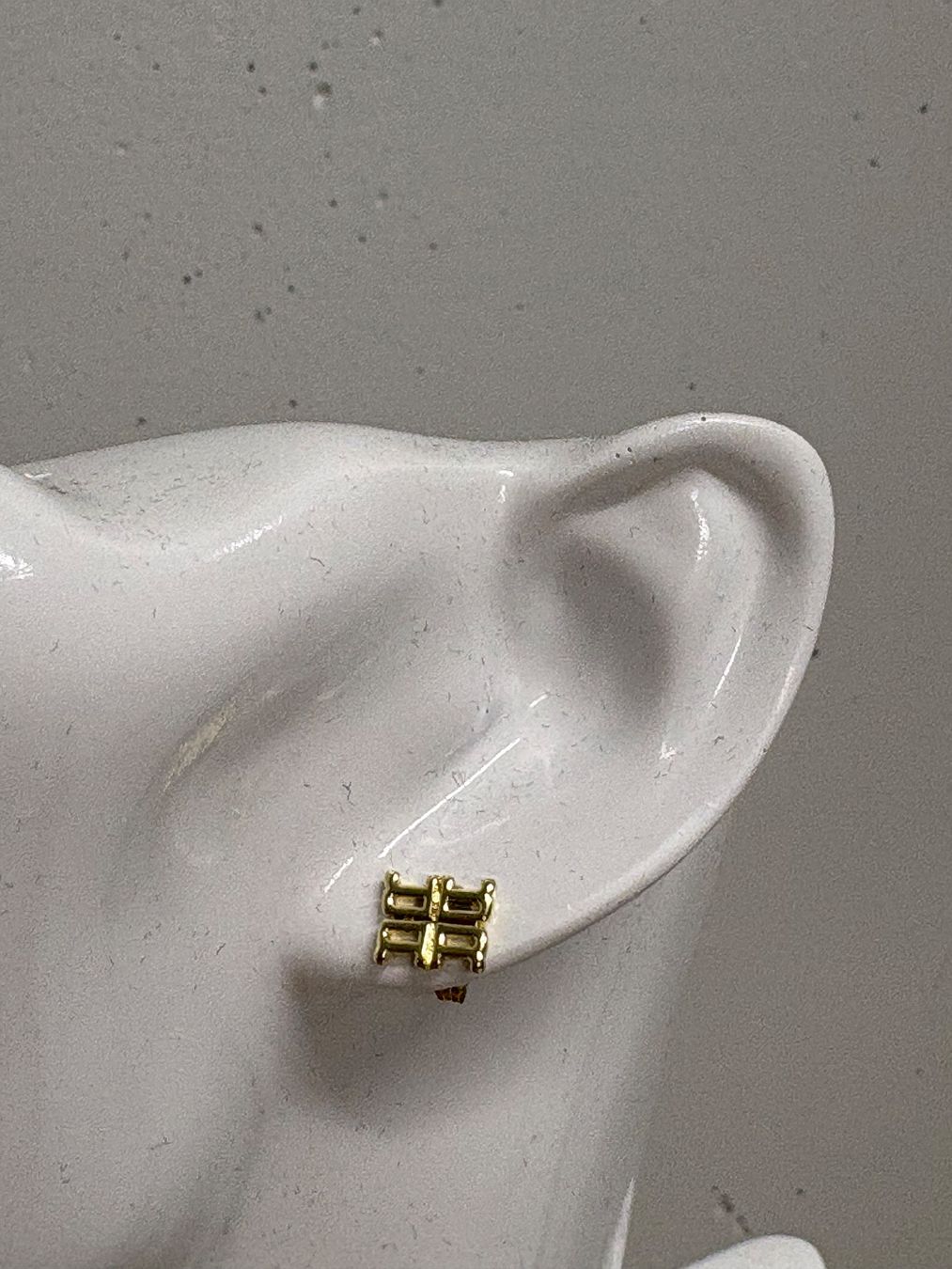 Ohrringe & -stecker: Ohrstecker Riani gold neu Box Logo – Neu und originalverpackt aus Regensdorf von secondchancefashion 2