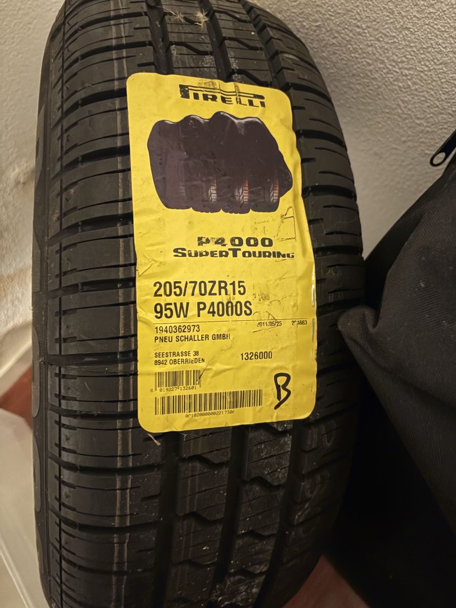 Pneus & Kompletträder: Pirelli - Neue Reifen für Oldtimer – Neu und originalverpackt aus Horgen von wul_tvs9