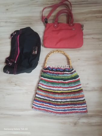 3 neue Handtaschen - 1x Fila, 1x Caprisa, 1x Handmade Bambus