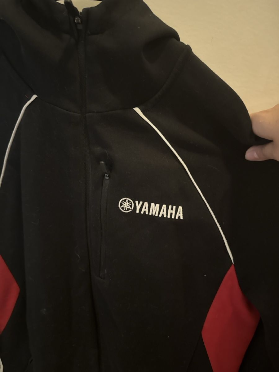 Yamaha Jacken: Jacket Yamaha noir  – Gebraucht aus Châtelaine von ant_6rpw 1