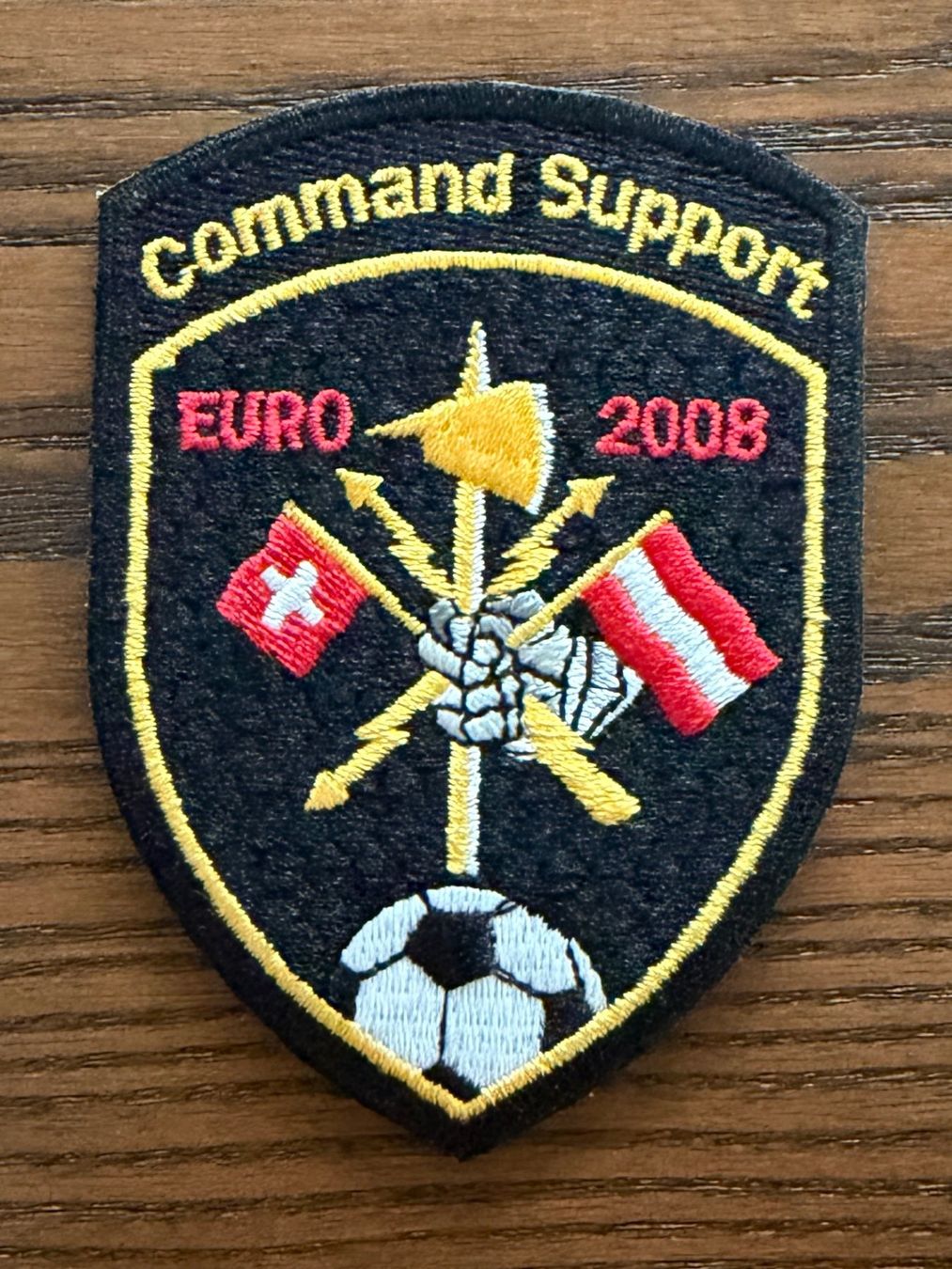 Schweizer Armee Plaketten & Abzeichen: Badge AXXI EURO 2008 Command Support – Gebraucht aus Berikon von DGC-1995