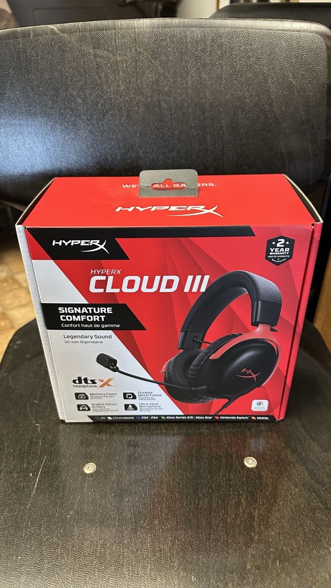 Hyperx Cuffie: HyperX Cloud III Gaming Headset - Neu & Originalverpackt! – Nuovo (secondo la descrizione) da Pfaffnau venduto da JMWPerformance00