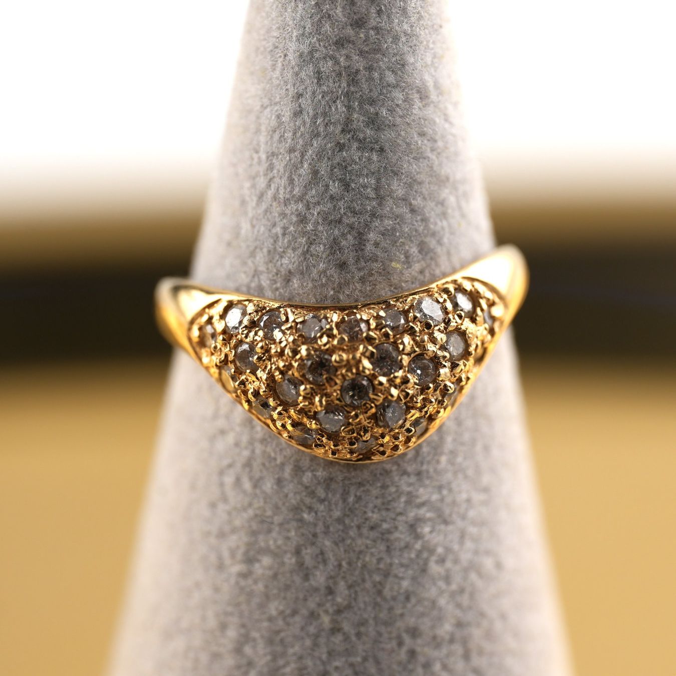 Anelli: Goldring 18K mit Diamanten – Usato da Basel venduto da Vip24