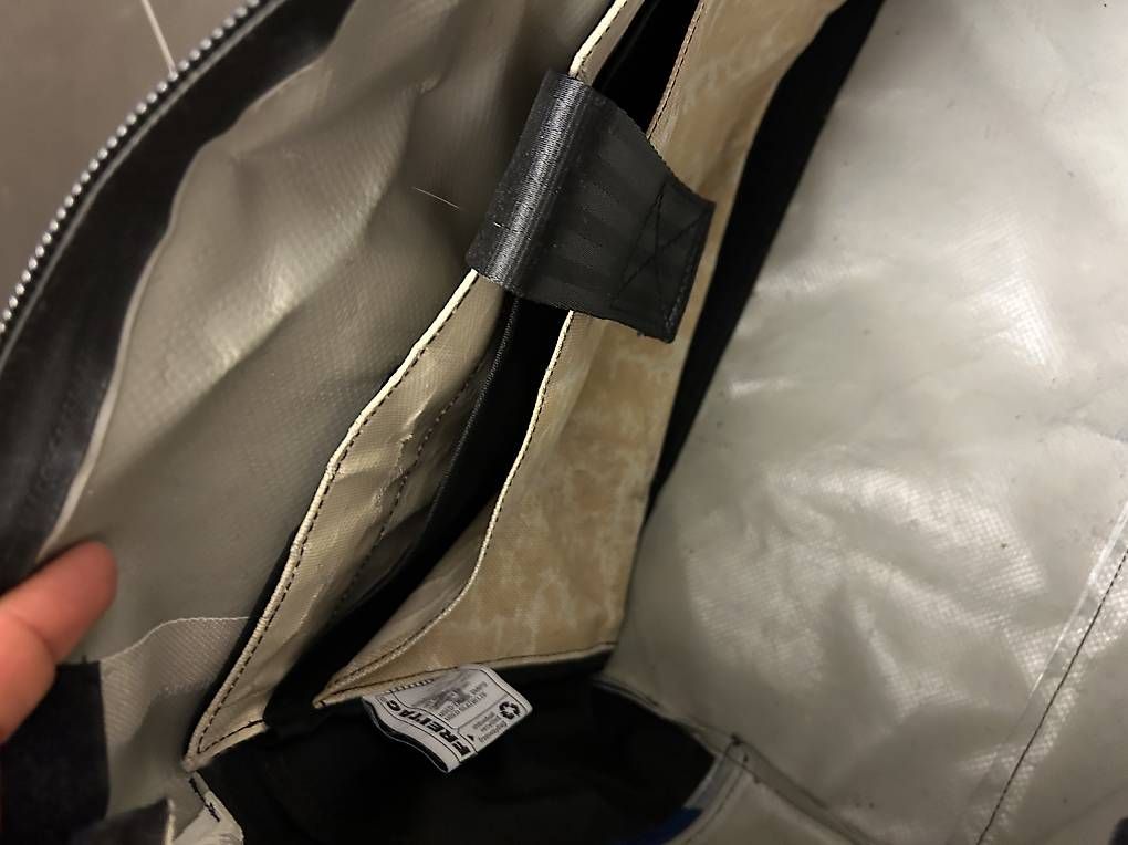 Freitag Borse: Freitag Tasche LOIS – Usato da Münsingen venduto da tgdhona 4