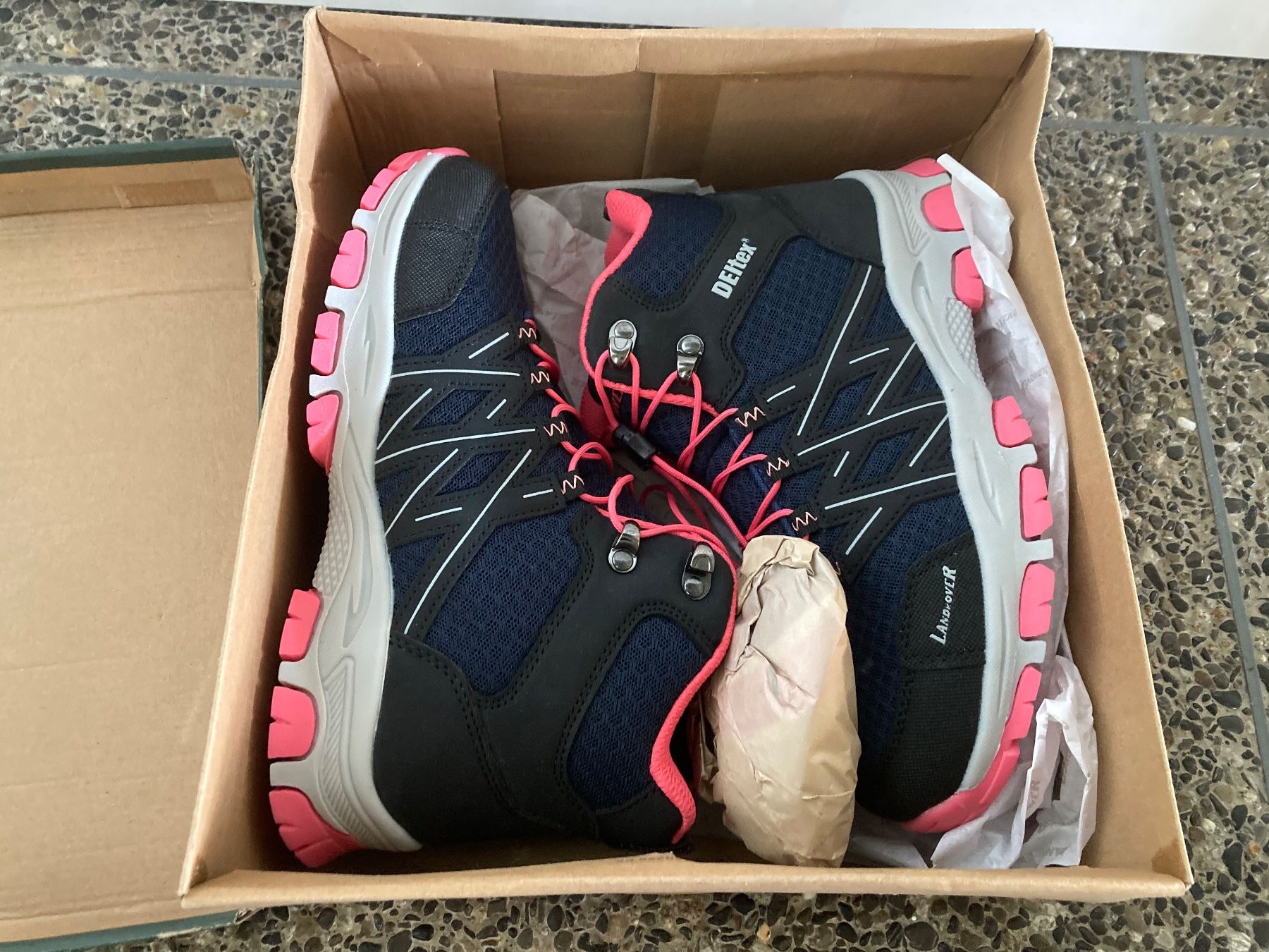 Landrover Scarpe per ragazze: Neue Wanderschuhe Landrover Gr. 35 – Nuovo e nell'imballaggio originale da Aetingen venduto da Nadinsky